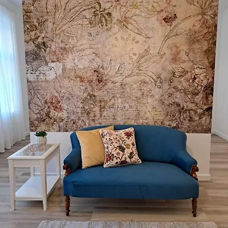 Gabriel 2 Apartment